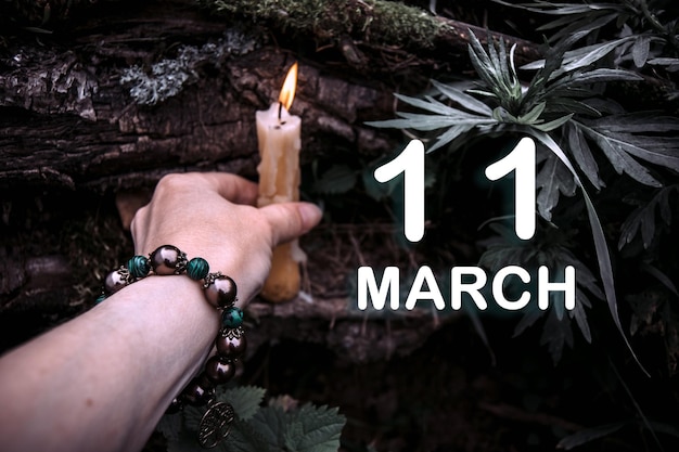 Data do calendário no fundo de um ritual espiritual esotérico 11 de março é o décimo primeiro dia do mês