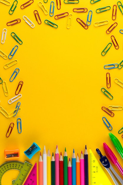 Foto de volta ao fundo da escola. conceito de educação.