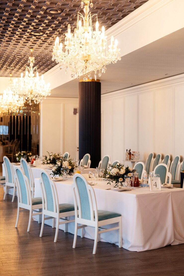 Foto decoração de casamento com flores e elementos naturais