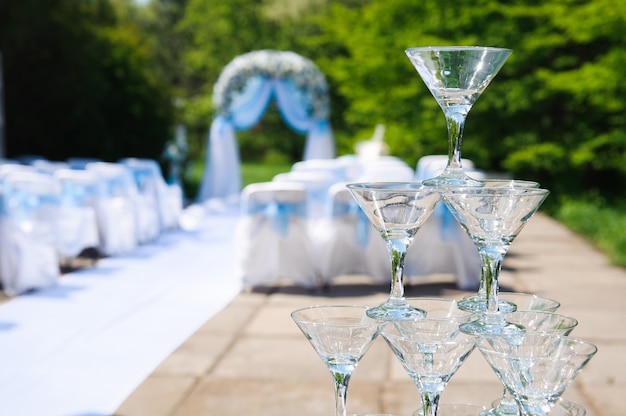 Decoração de cerimônia de casamento, lindo arco de casamento fresco