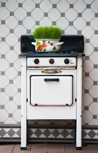 Decoração de cozinha retrô com fogão a gás