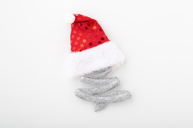Decoração de Natal brilhante com chapéu de Papai Noel