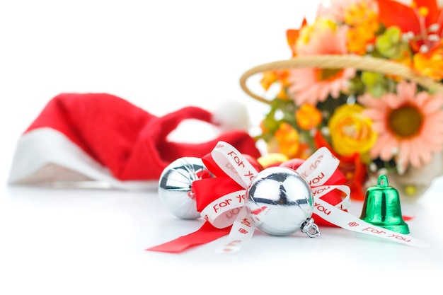 decoração de natal colorida em branco