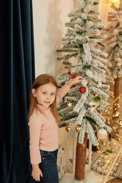 Decoração de natal vintage árvore de natal e presentes Aconchegante manhã de inverno