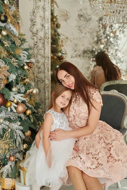 Decoração de natal vintage árvore de natal e presentes Aconchegante manhã de inverno