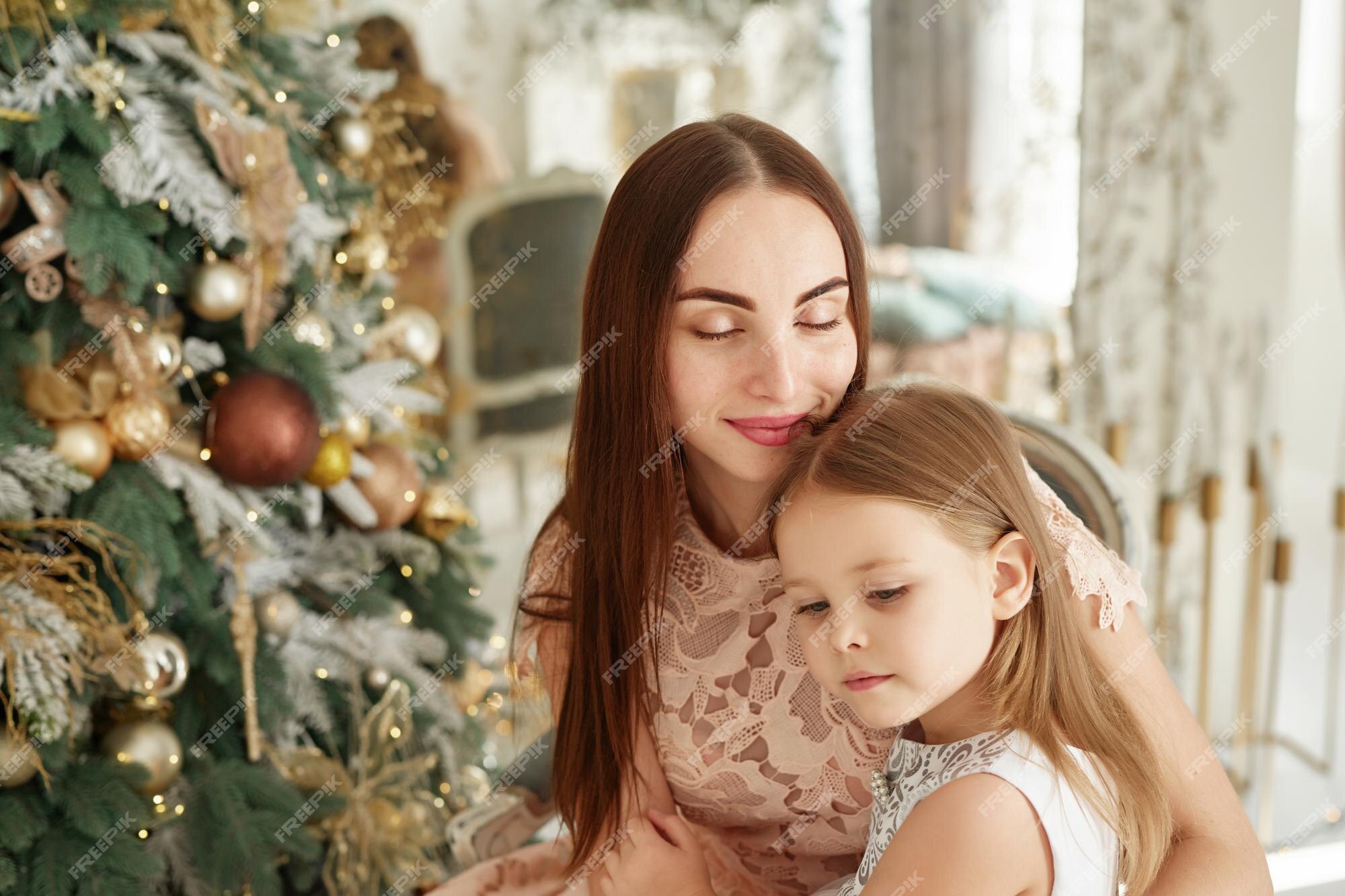 Decoração de natal vintage árvore de natal e presentes aconchegante manhã  de inverno