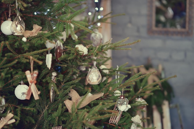 decoração de natal vintage, interior em estilo retrô para o natal