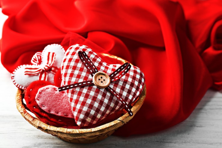 Foto decoração de são valentim em fundo de madeira, closeup