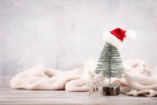 Decoración acogedora del árbol de Navidad.