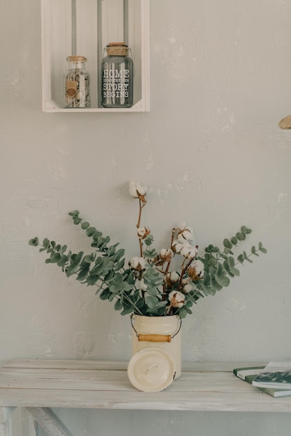 decoración de la habitación de diseño en estilo rústico en colores claros