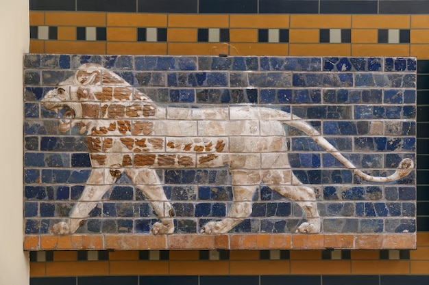 Decoración de paredes de la puerta de Ishtar en el Museo Arqueológico de Estambul Turquía