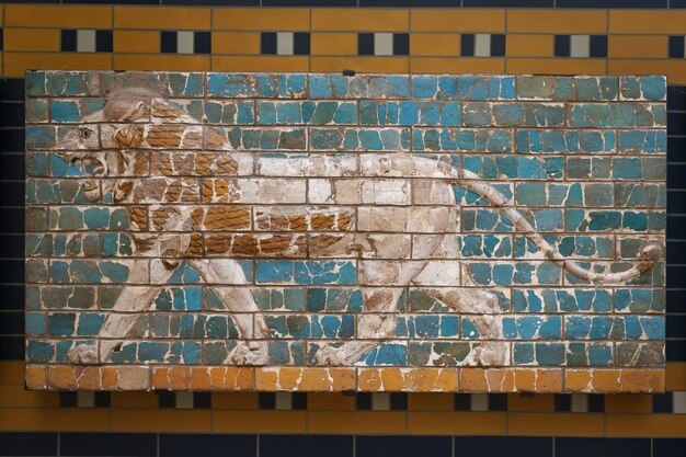 Decoración de paredes de la puerta de Ishtar en el Museo Arqueológico de Estambul Turquía