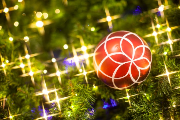 Decoraciones para árboles de Navidad fondo iluminado