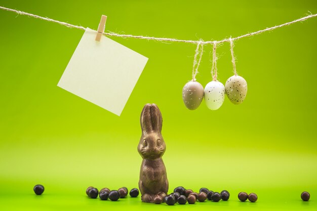 Decoraciones de huevos de Pascua