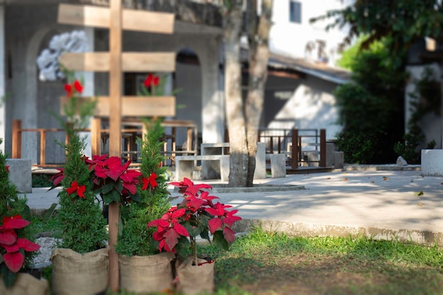 Decoraciones navideñas y de año nuevo en temporada de saludo.