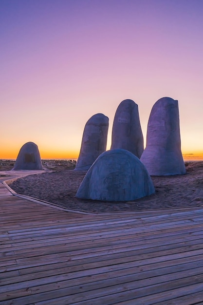 Foto dedos de punta del este