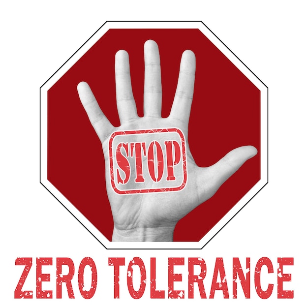 Deje de ilustración conceptual de tolerancia cero. Mano abierta con el texto stop cero tolerancia. Problema social global