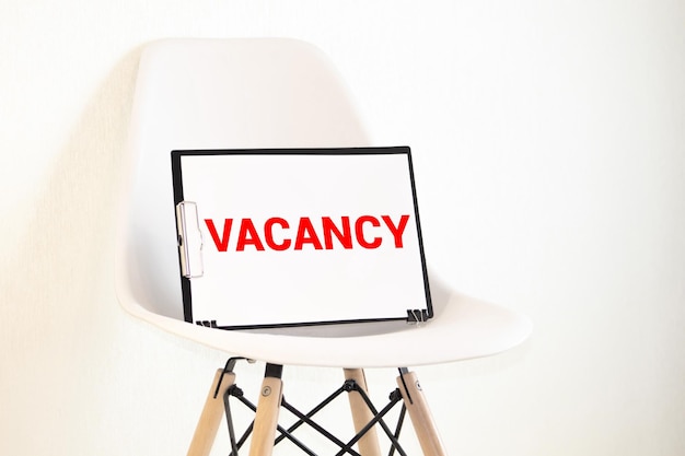 Dekoration des Büros mit dem Wort JOBS VACANCY