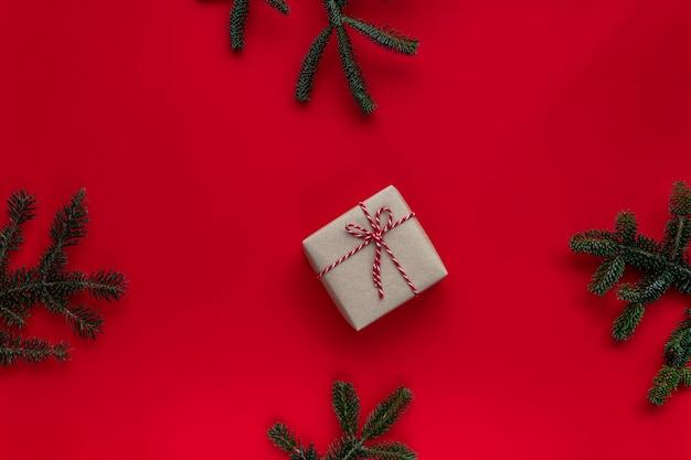 Dekorative Weihnachten Hintergrund mit hängenden Schneeflocken