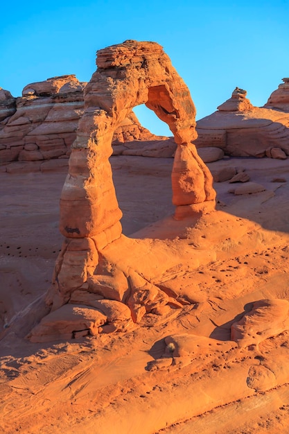 Delicate Arch ao nascer do sol, Arches National Park, Utah, EUA