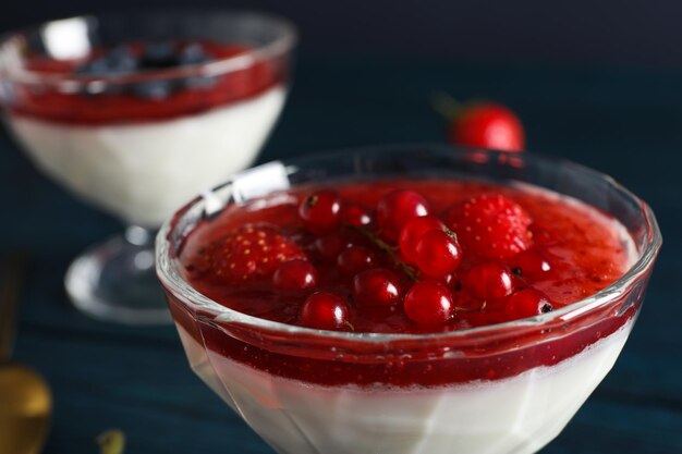 Deliciosa e doce composição de sobremesa Panna Cotta para o conceito de sobremesa saborosa