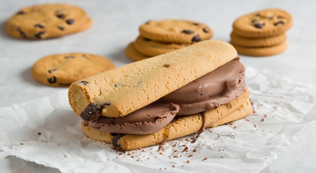 deliciosa galleta rellena de chocolate casero