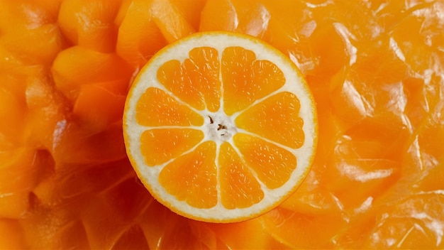 Deliciosa naranja en blanco
