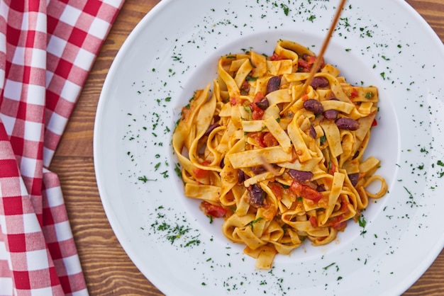 Deliciosa pasta mexicana con frijoles