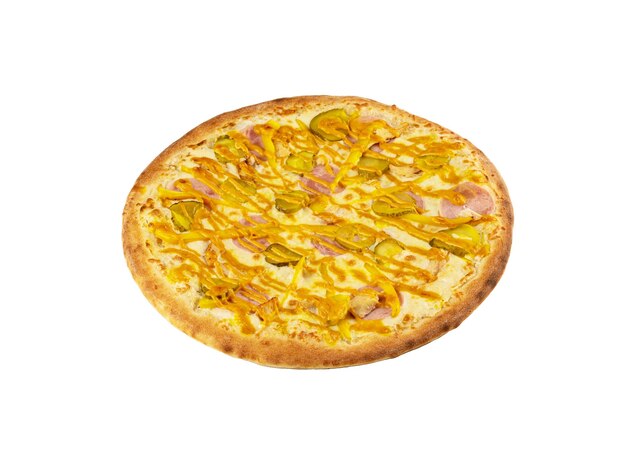 Deliciosa pizza sobre un fondo blanco aislado