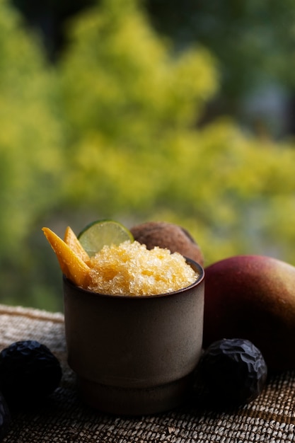 Deliciosa sobremesa de granita com aroma de frutas