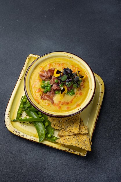 Una deliciosa sopa en un restaurante Primer plano