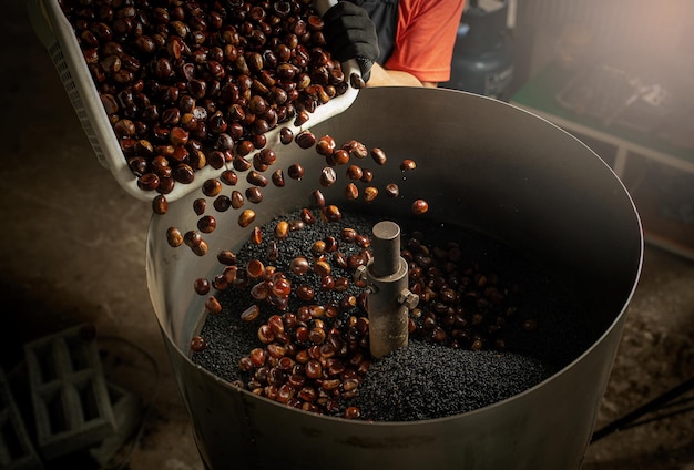 Foto deliciosas castanhas amarelas da natureza