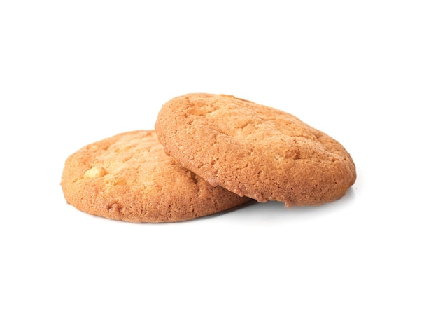 Deliciosas galletas de avena sobre fondo blanco.