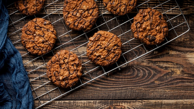 Foto deliciosas galletas endecha plana