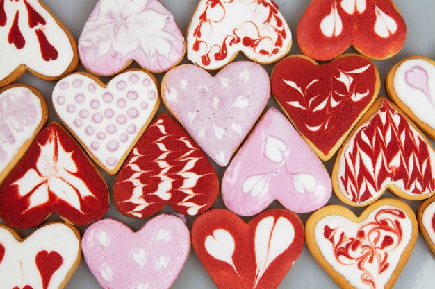 Deliciosas galletas en forma de corazón