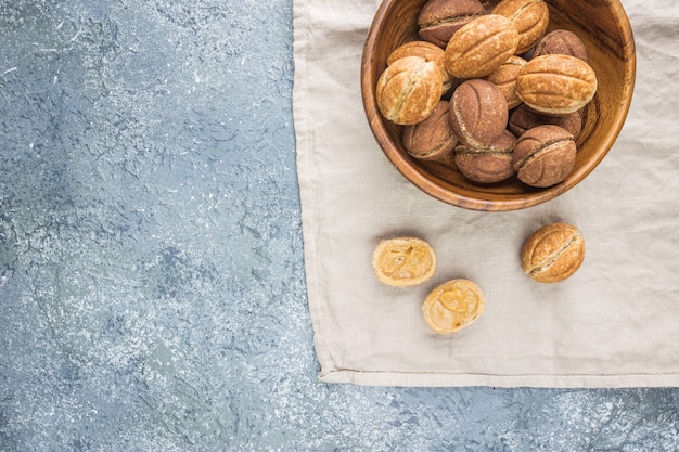 Deliciosas galletas con forma de nuez