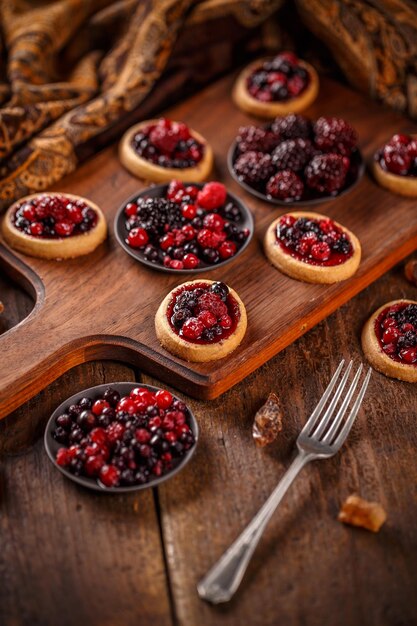 Deliciosas mini tartas de frutos rojos