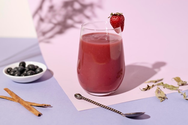 Foto delicioso arreglo de colada morada