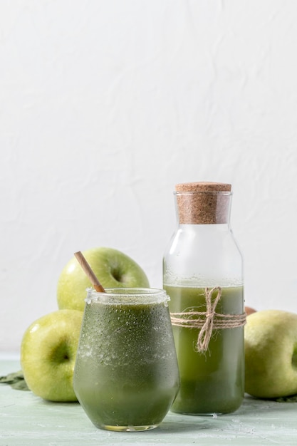 Delicioso batido detox con frutas