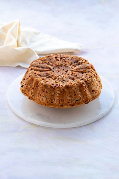 Delicioso bolo de avelã tradicional caseiro