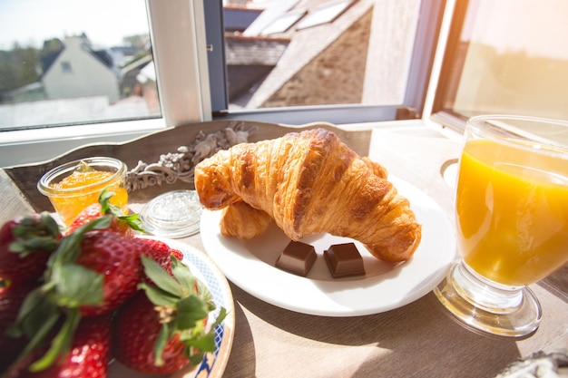 Delicioso café da manhã francês