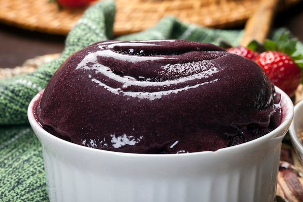 Delicioso creme de açaí brasileiro