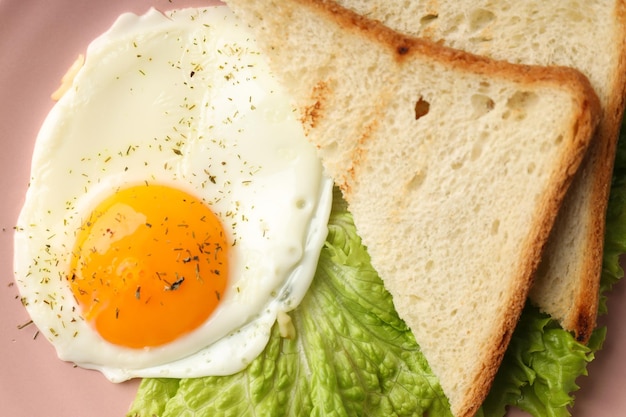 Delicioso desayuno en todo el fondo de cerca