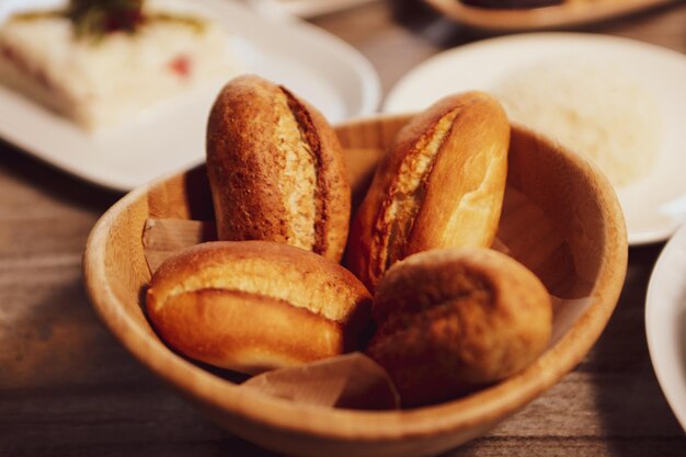 delicioso pão assado estético natural