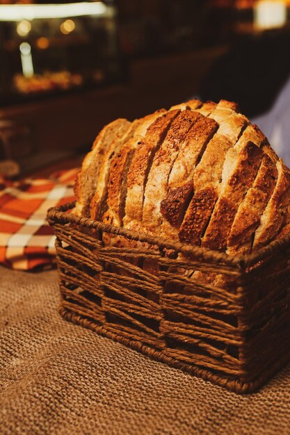 delicioso pão assado estético natural