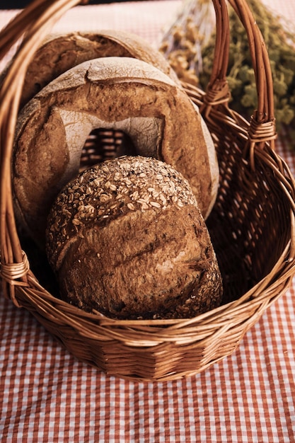 delicioso pão assado estético natural