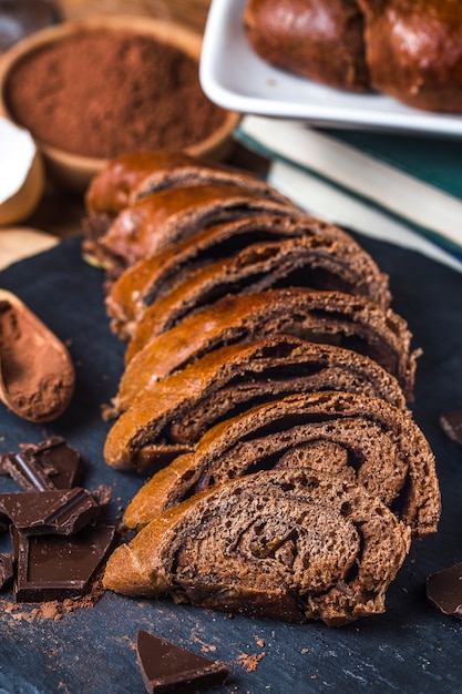 Delicioso pão de chocolate caseiro