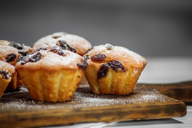 Delicioso pastel con pasas Primer plano El concepto de alimentos pasteles postres