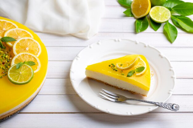 Foto delicioso pastel de queso de limón foto de concepto de comida