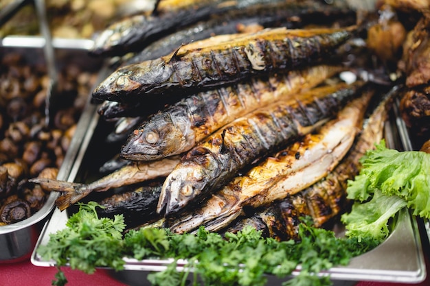 Delicioso pescado al horno